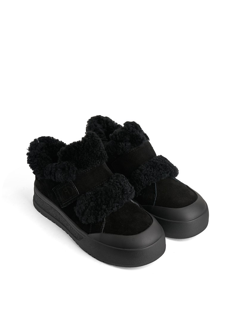 Кеди з хутром жіночі