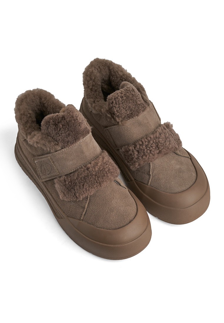 Кеди з хутром жіночі