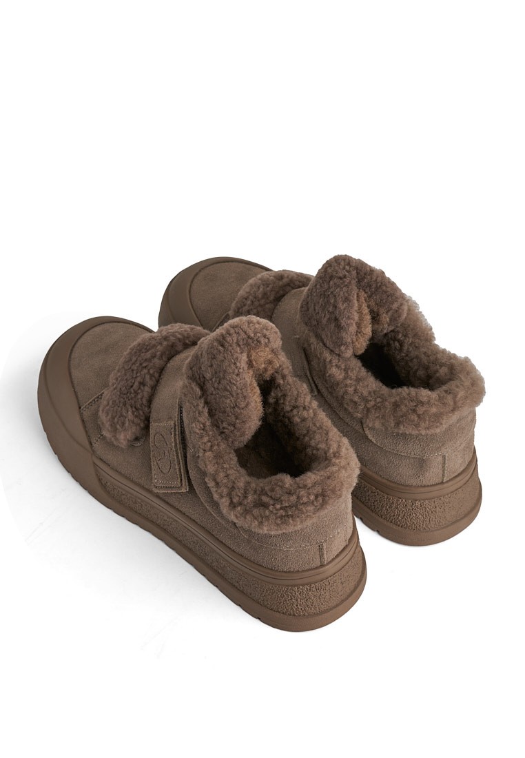 Кеди з хутром жіночі