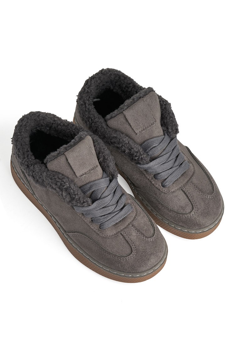 Кеди з хутром жіночі