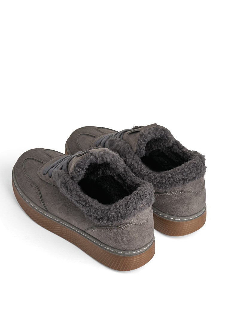 Кеди з хутром жіночі