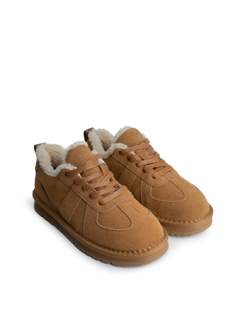 Кеди з хутром жіночі