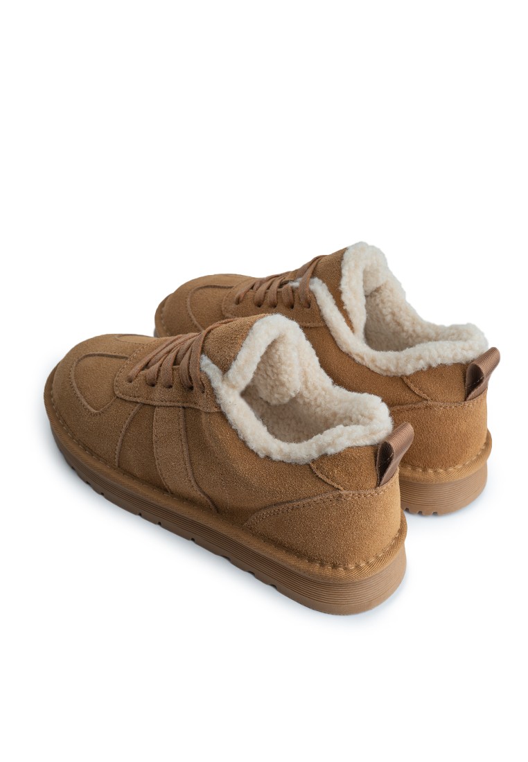 Кеди з хутром жіночі