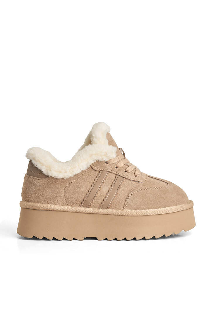 Кеди з хутром жіночі