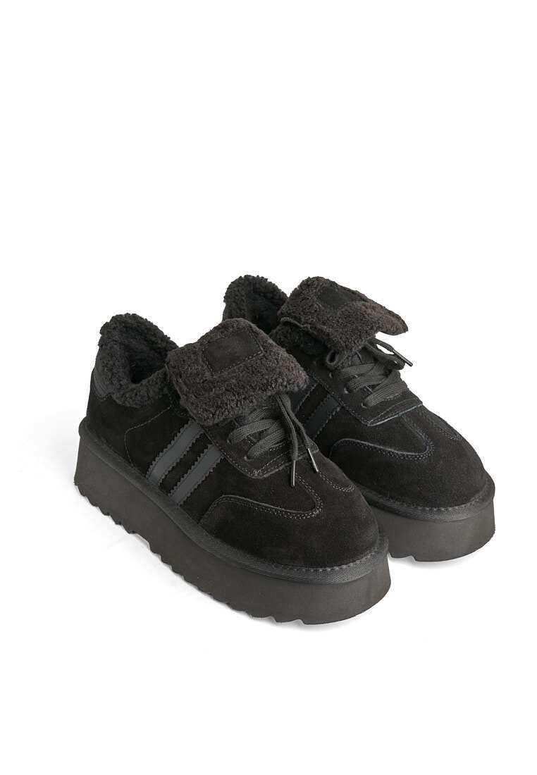 Кеди з хутром жіночі