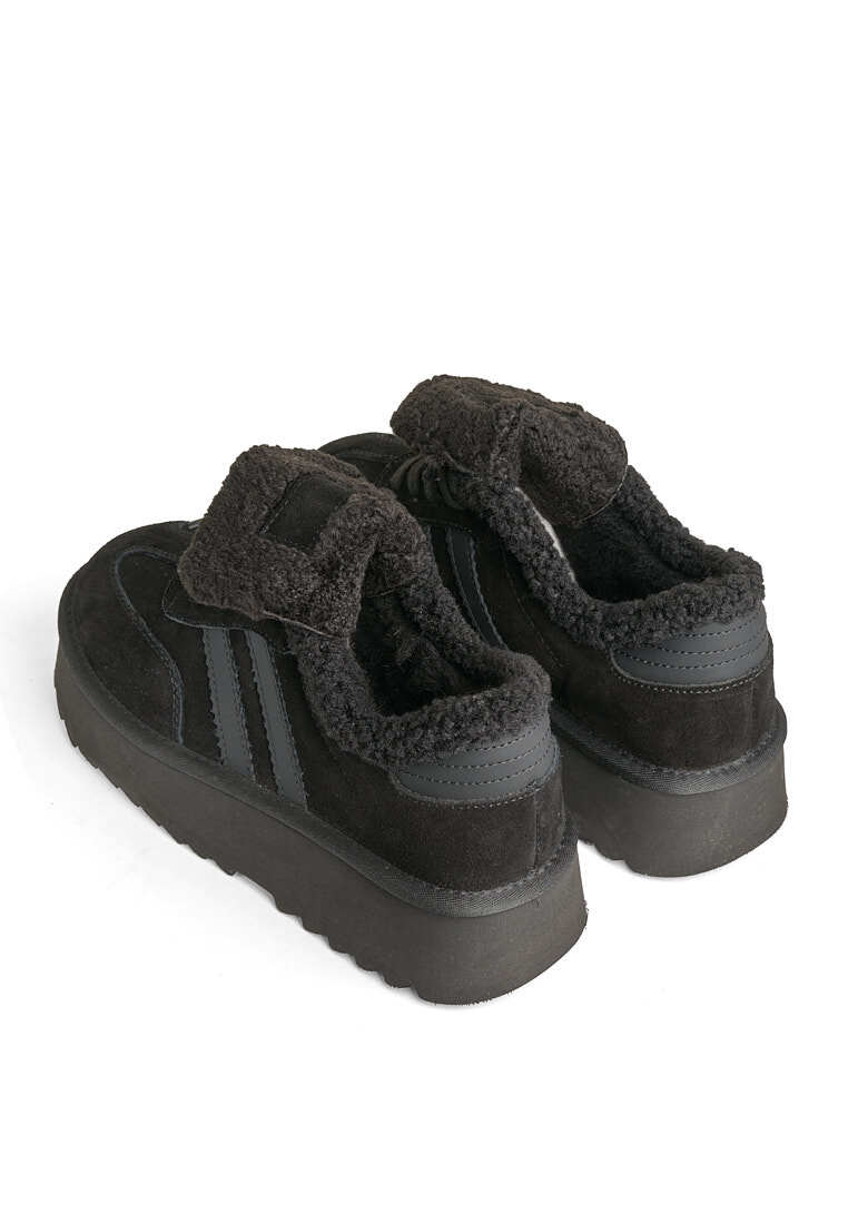 Кеди з хутром жіночі