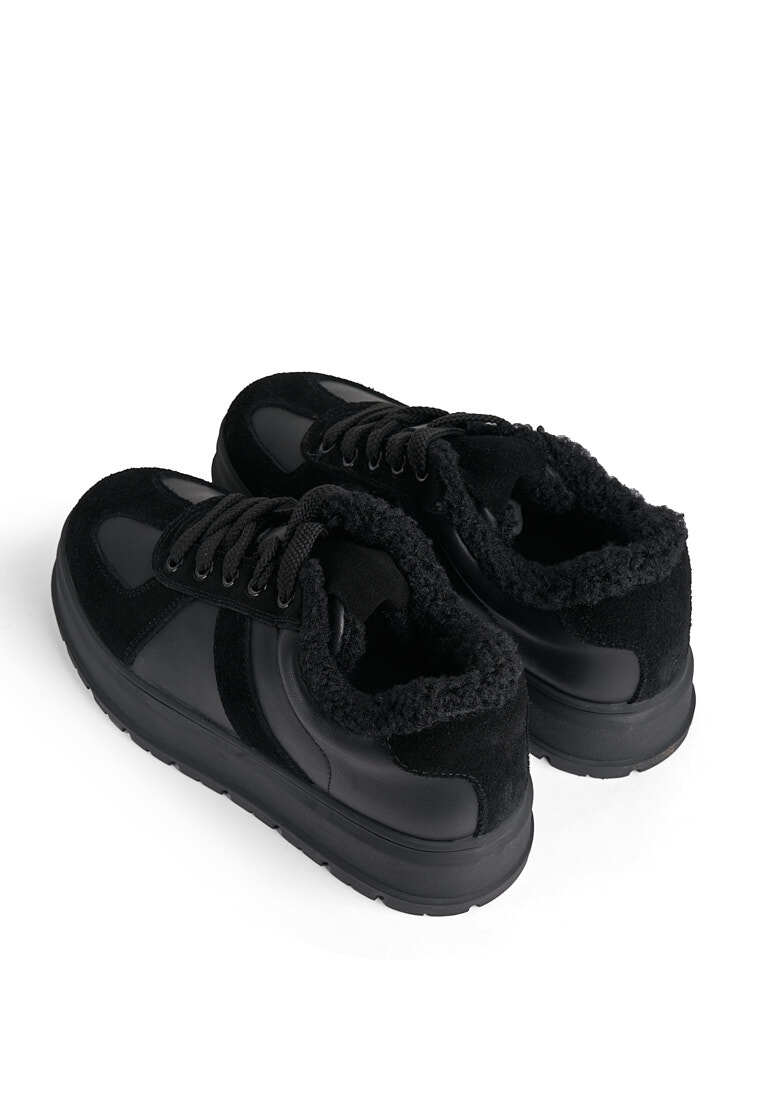 Кеди з хутром жіночі