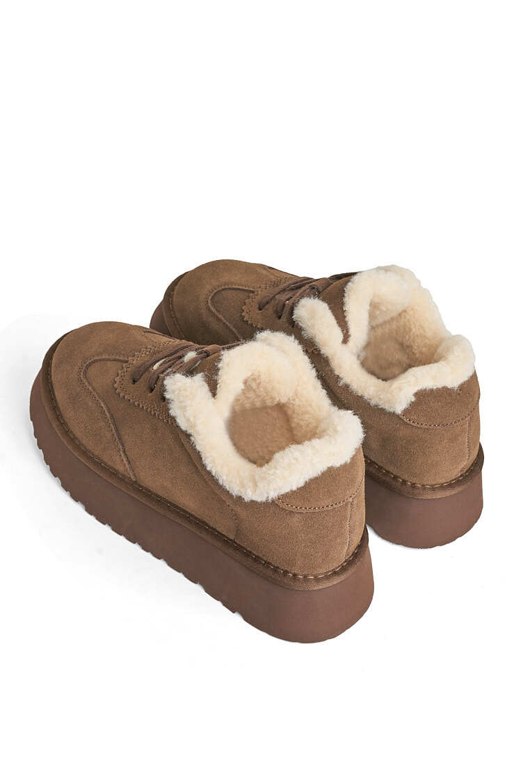 Кеди з хутром жіночі