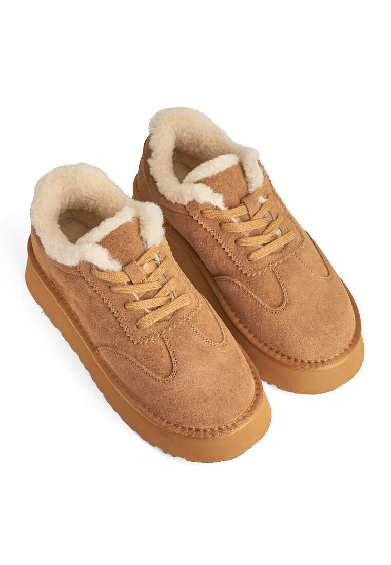 Кеди з хутром жіночі