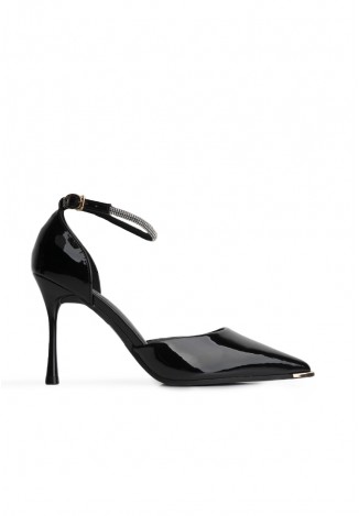 Туфлі жіночі на підборах