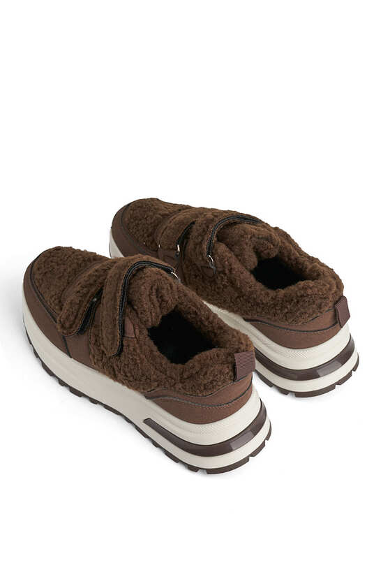 Кросівки з хутром жіночі Vzuttya.UA