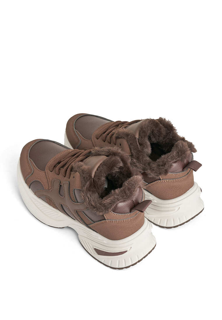 Кросівки з хутром жіночі