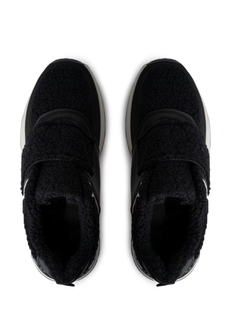 Кросівки з хутром жіночі