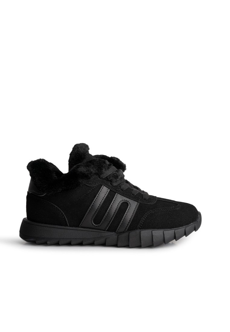 Кросівки зимові жіночі