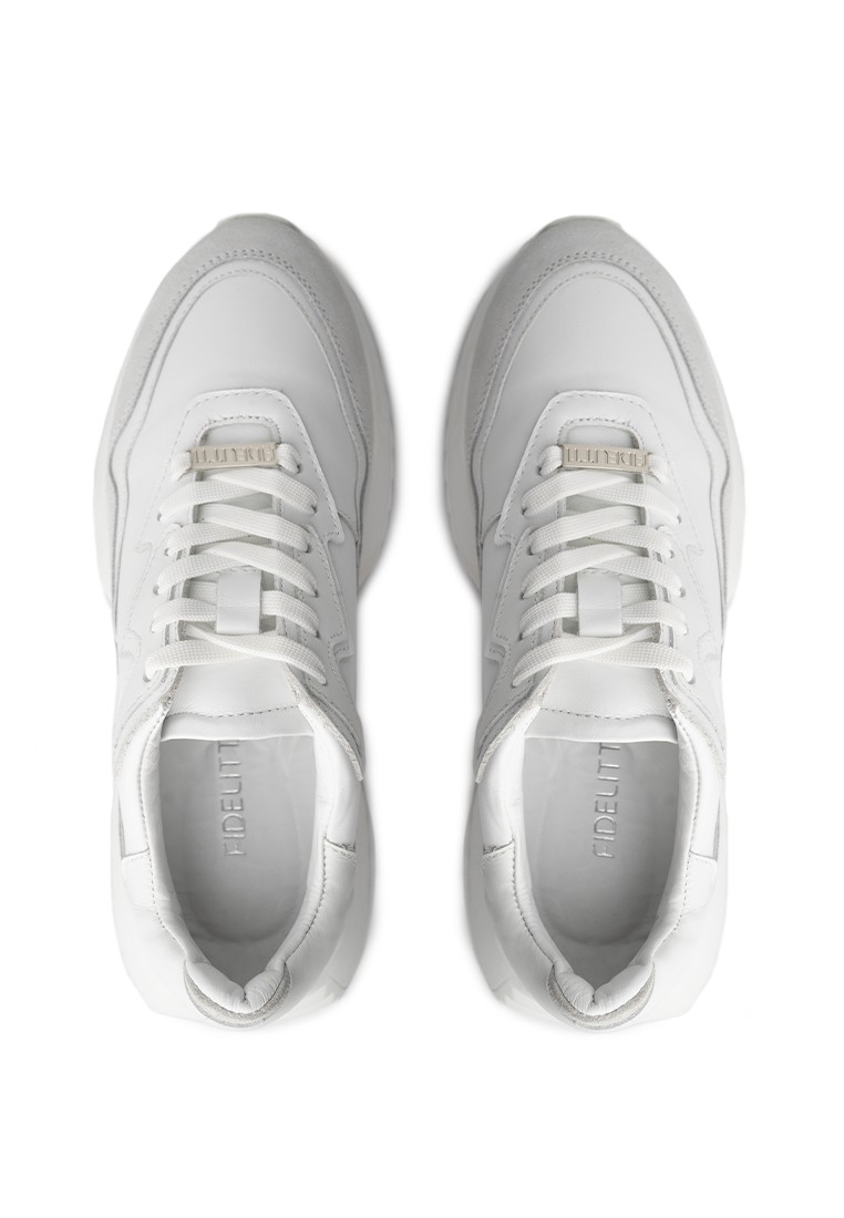 Кросівки шкіряні жіночі