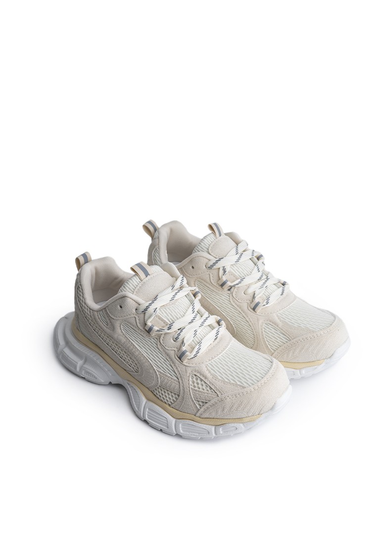 Кросівки жіночі