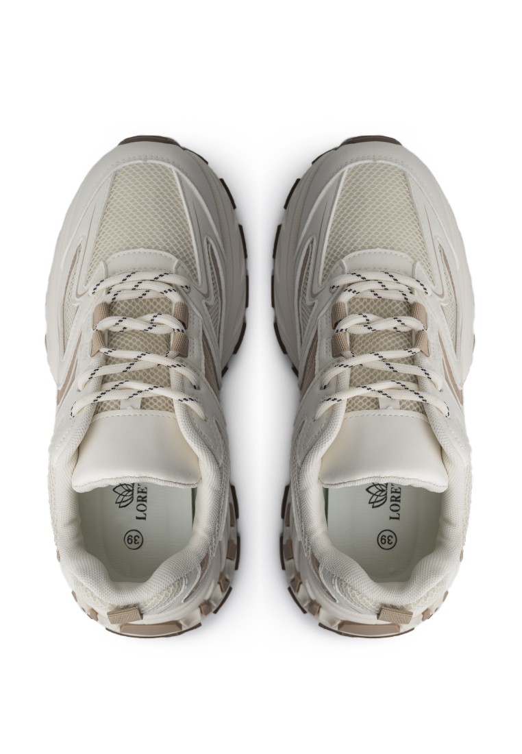 Кросівки жіночі