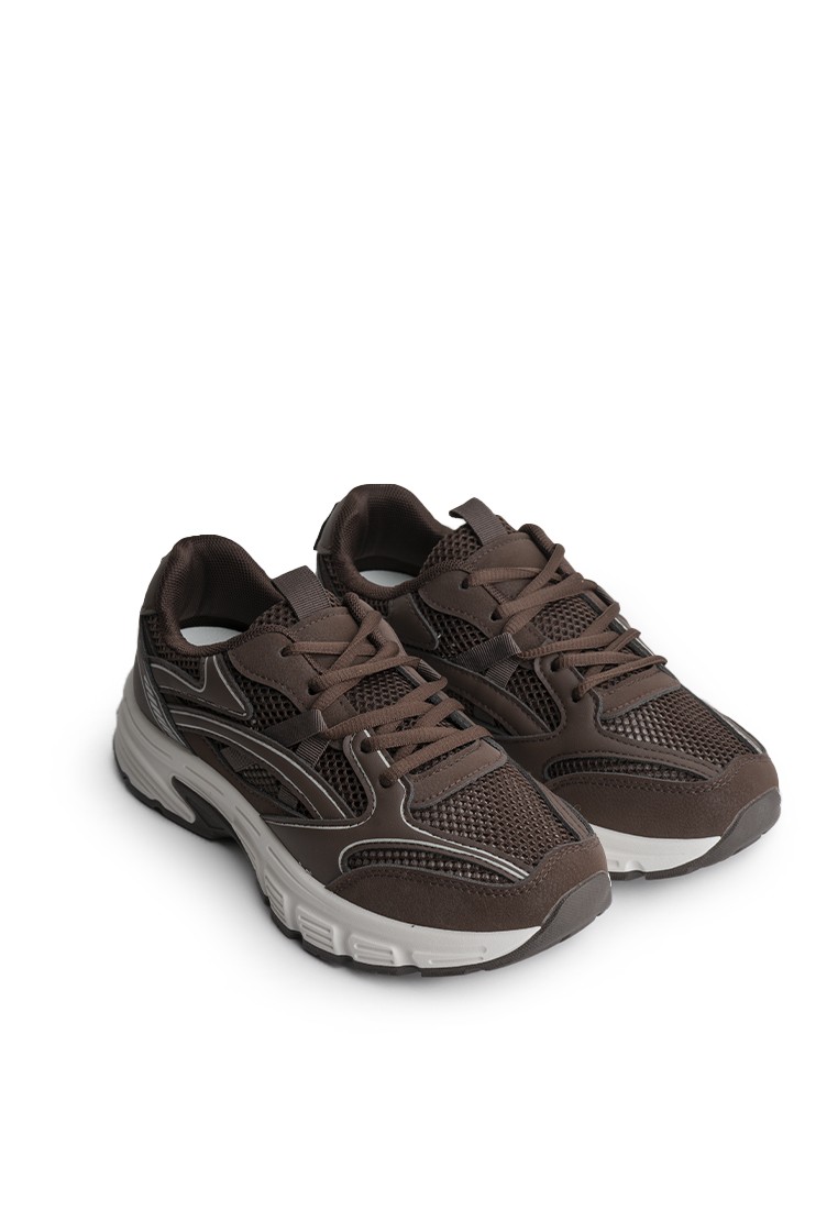 Кросівки жіночі