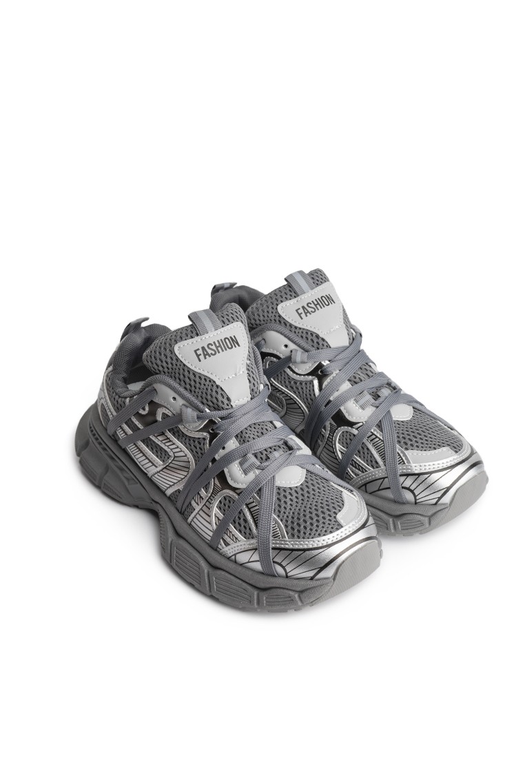 Кросівки жіночі