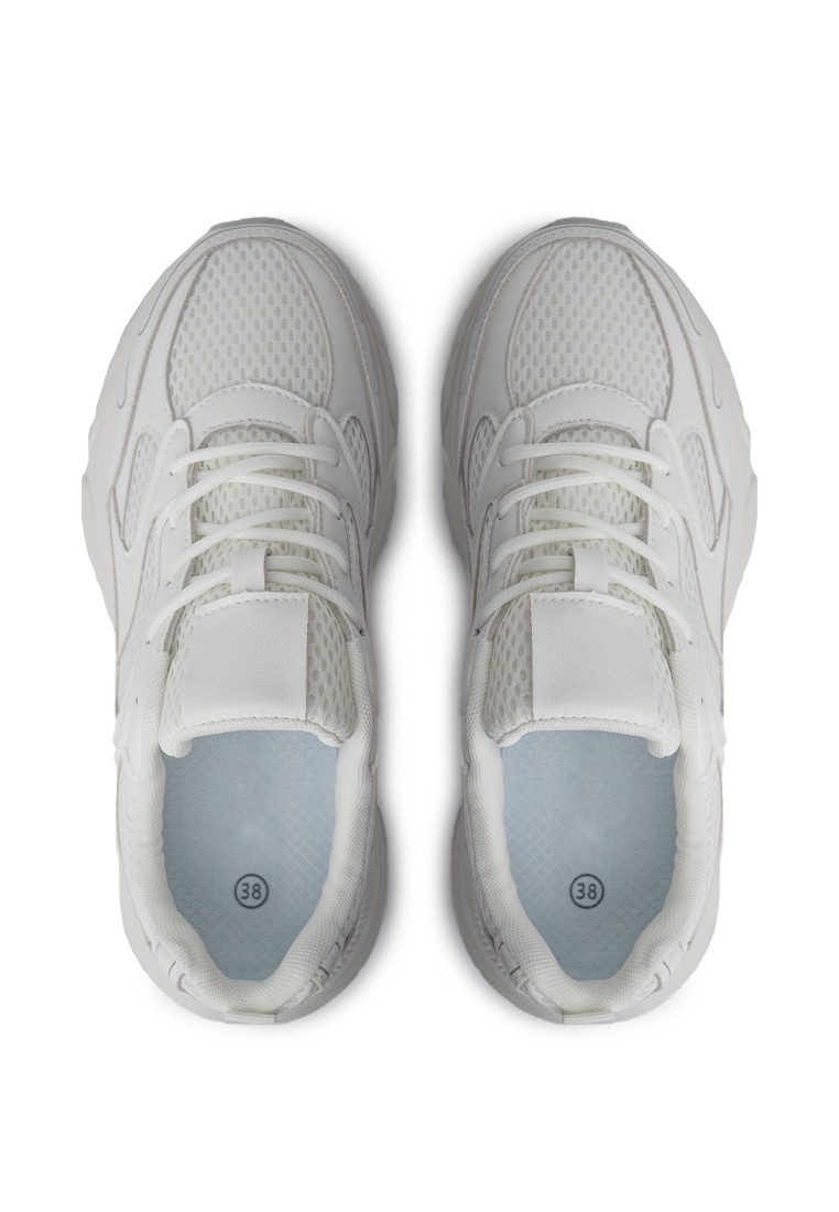 Кросівки жіночі