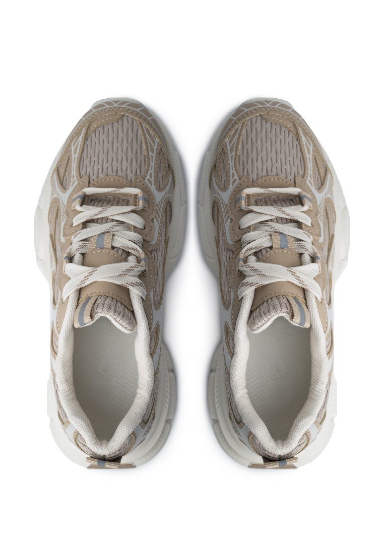 Кросівки жіночі