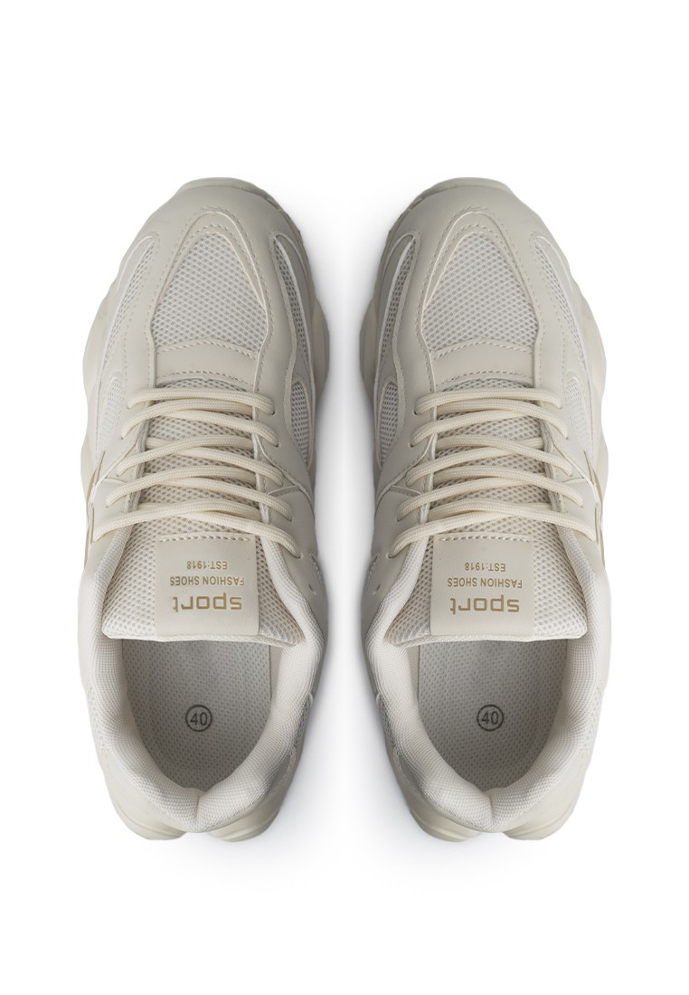 Кросівки жіночі