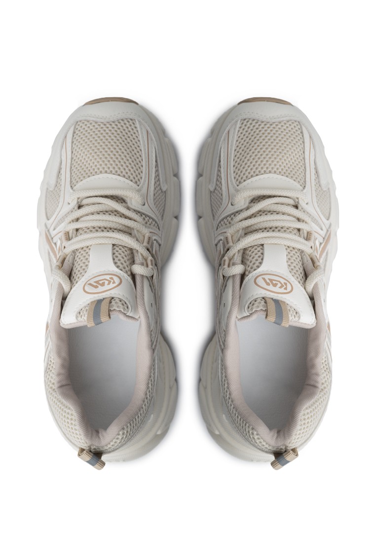 Кросівки жіночі