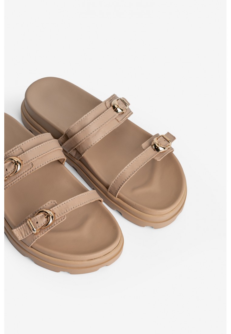 Шльопанці шкіряні жіночі