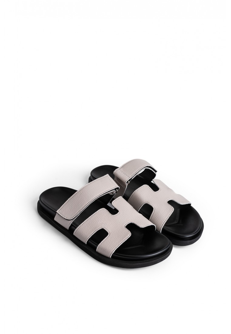 Шльопанці шкіряні жіночі