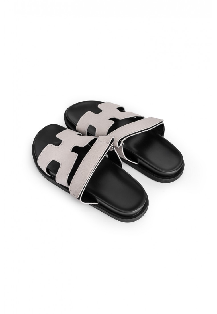 Шльопанці шкіряні жіночі