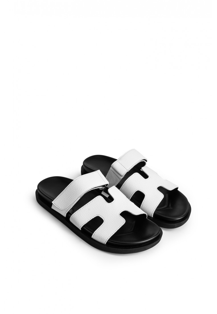 Шльопанці шкіряні жіночі