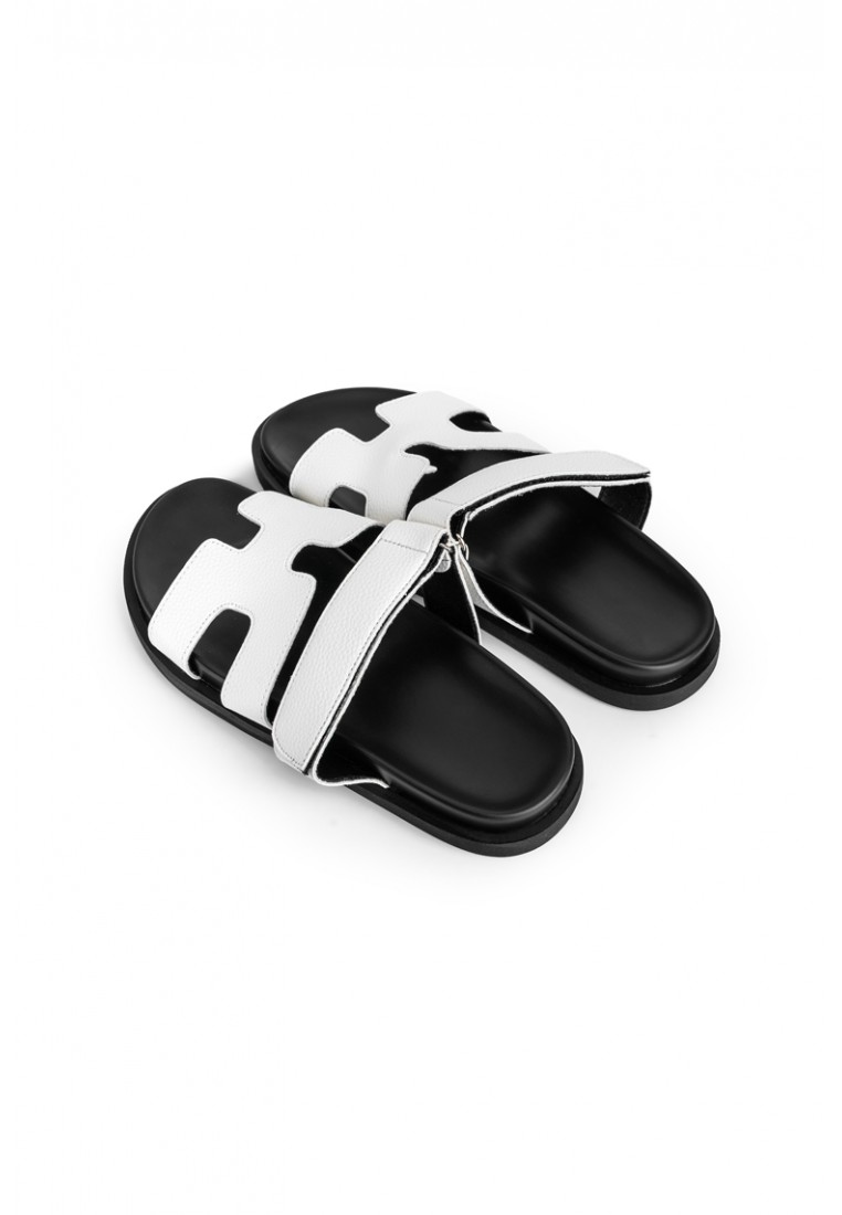 Шльопанці шкіряні жіночі