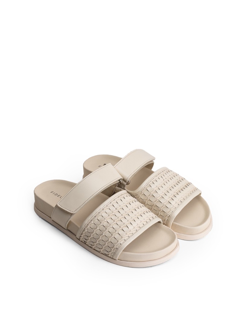 Шльопанці шкіряні жіночі