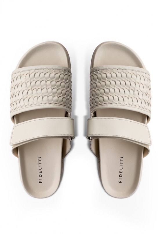 Шльопанці шкіряні жіночі Vzuttya.UA