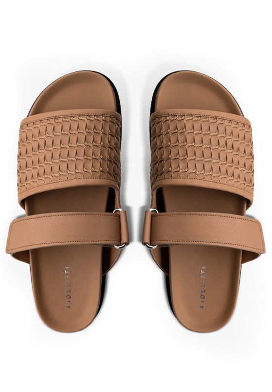 Шльопанці шкіряні жіночі Vzuttya.UA