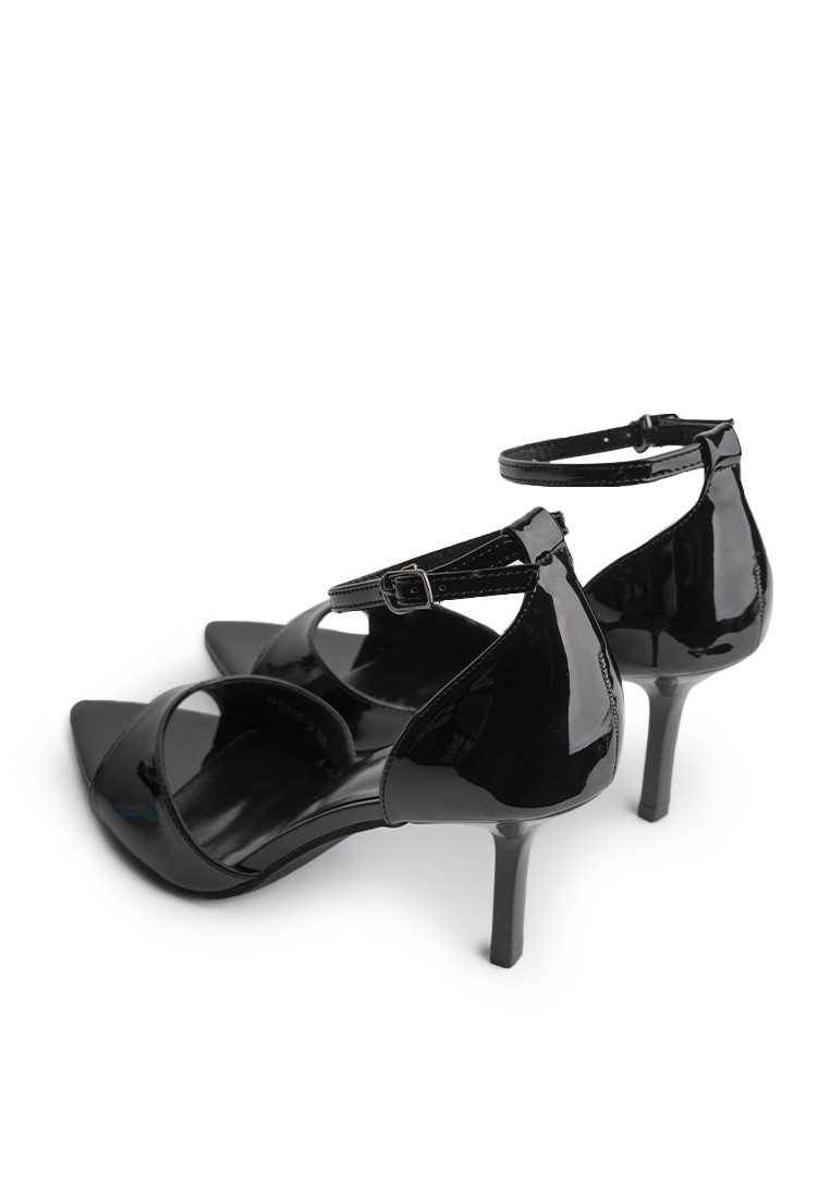 Босоніжки жіночі на підборах