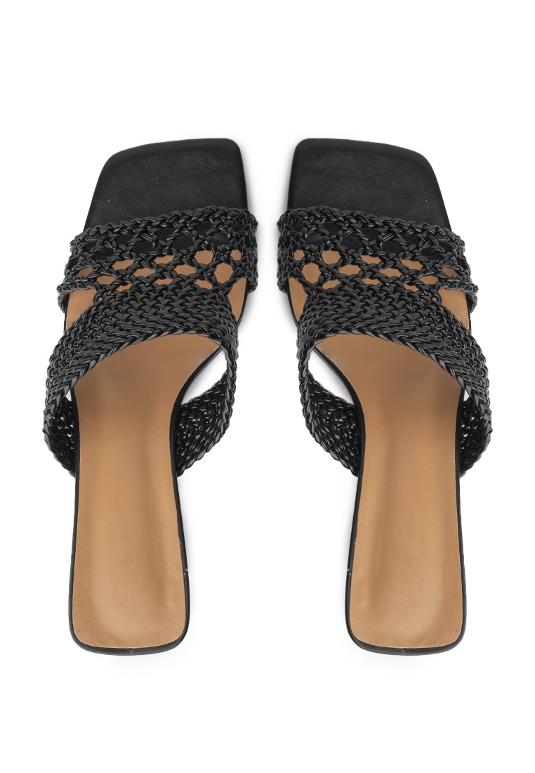 Босоніжки жіночі на підборах