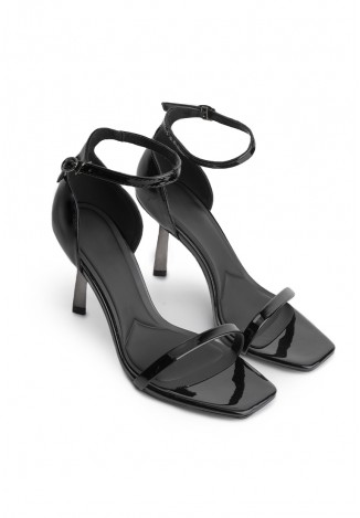 Босоніжки жіночі на підборах