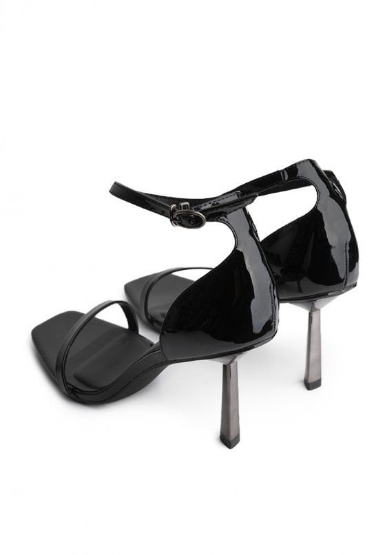 Босоніжки жіночі на підборах Vzuttya.UA