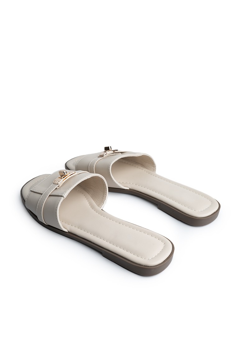 Шльопанці жіночі