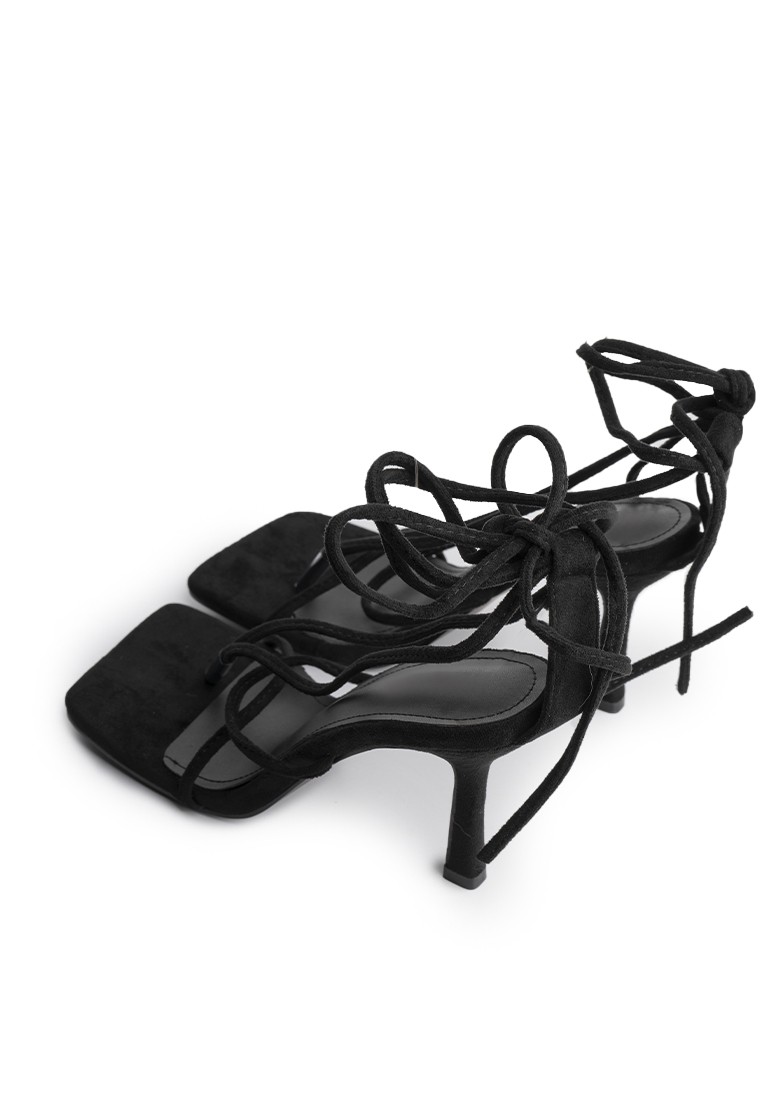 Босоніжки жіночі на підборах