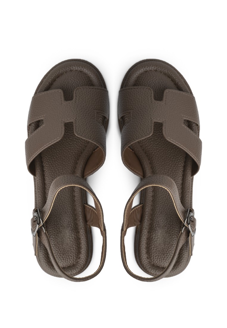 Босоніжки жіночі на танкетці