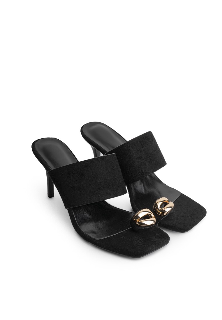 Босоніжки жіночі на підборах