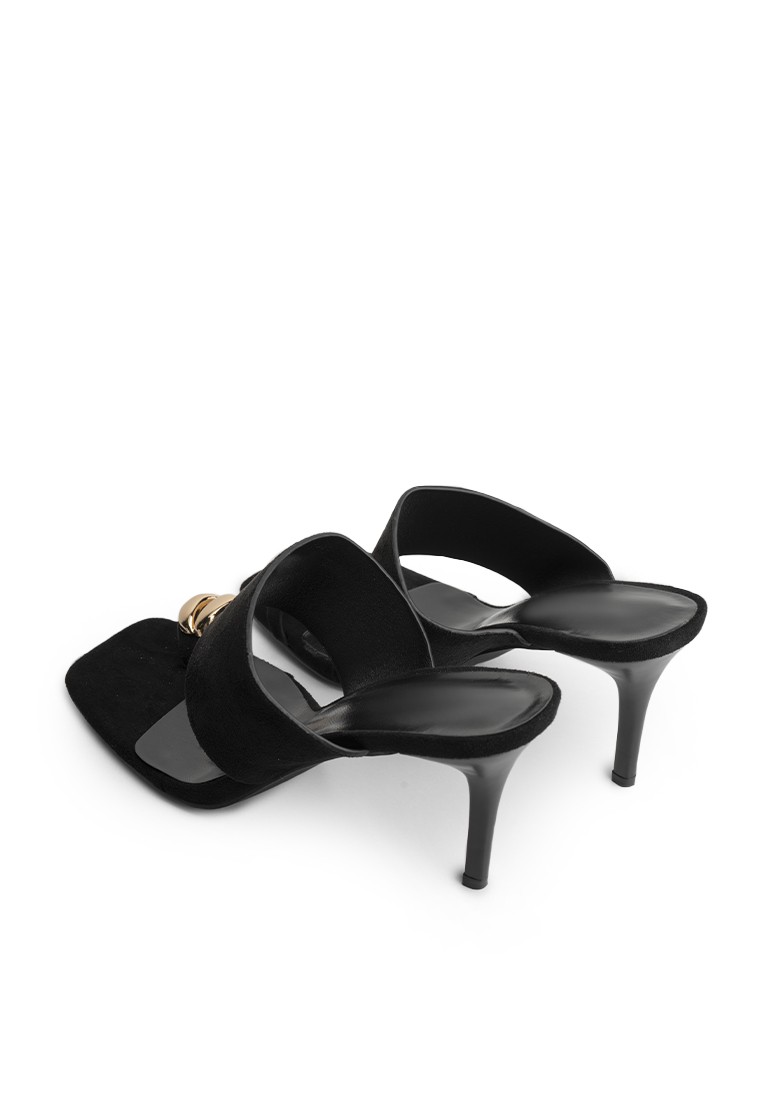 Босоніжки жіночі на підборах