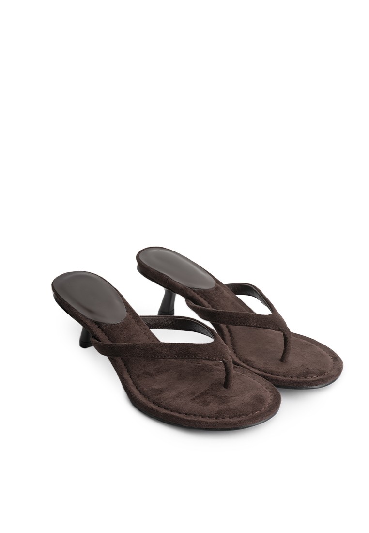 Шльопанці жіночі на підборах